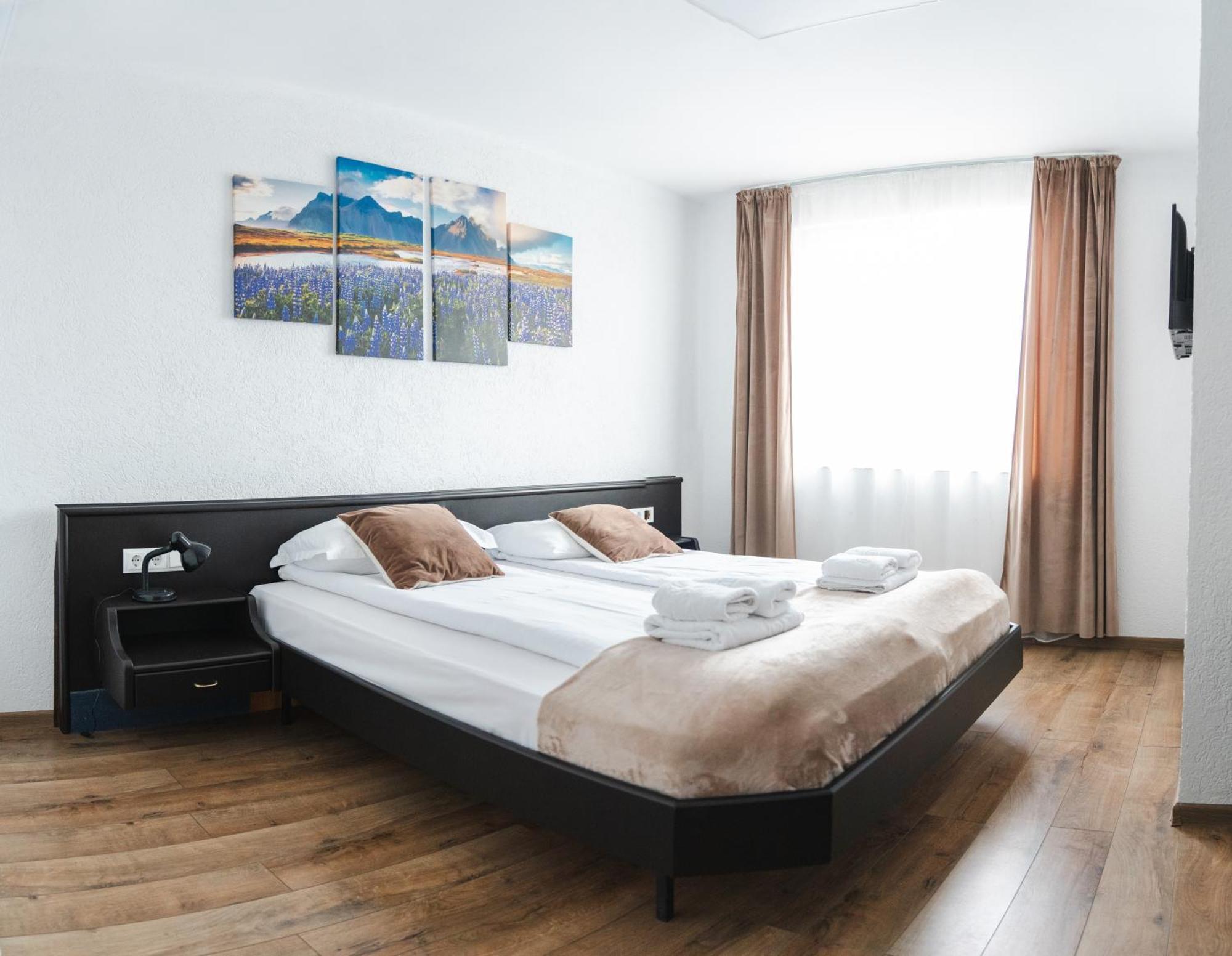 Hotel Myda Apahida Esterno foto
