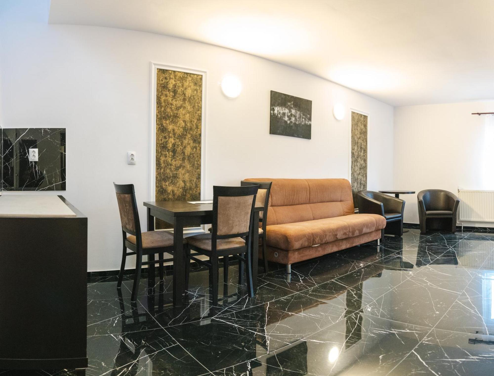 Hotel Myda Apahida Esterno foto
